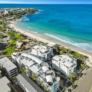 Rolling Surf Resort